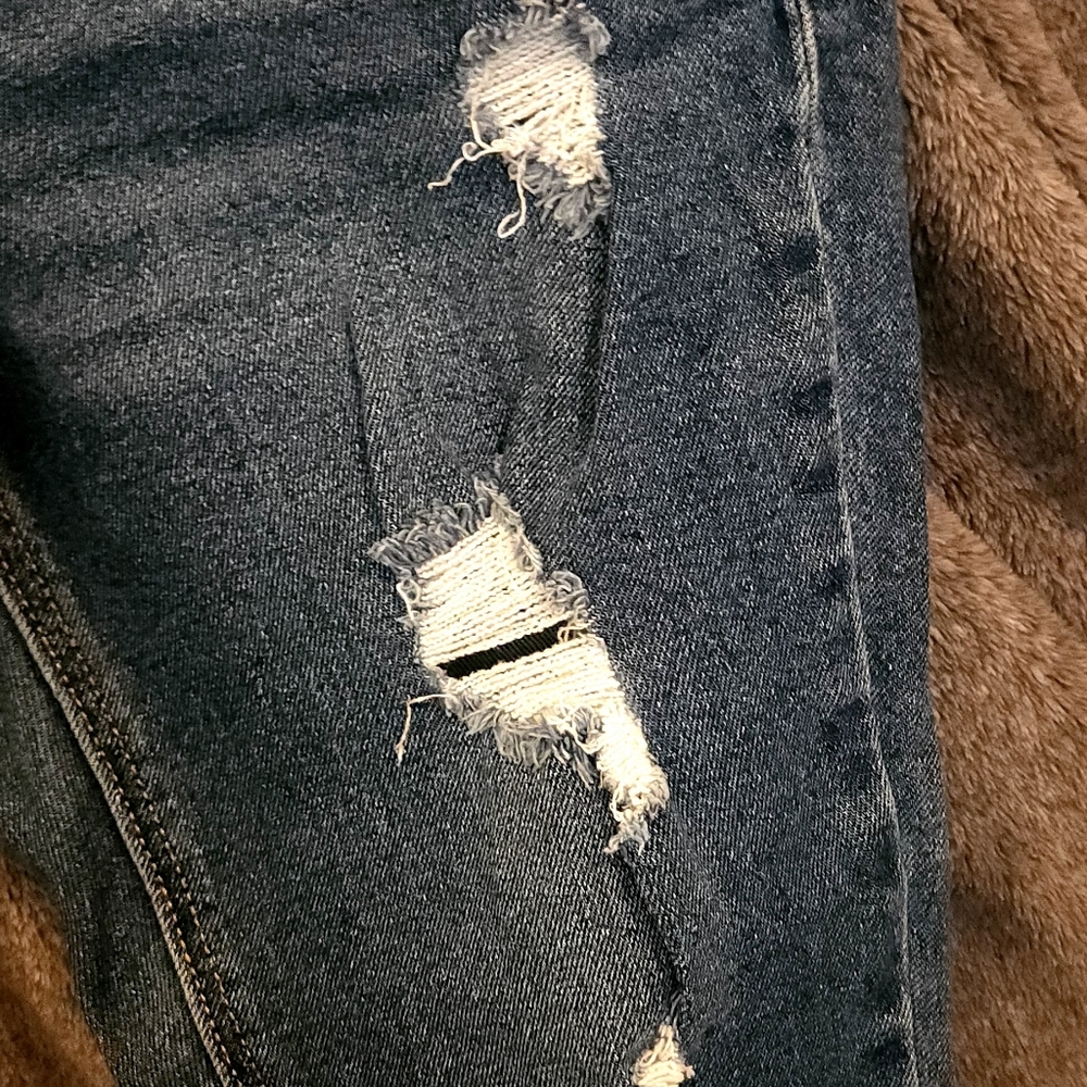 Jeans - Picture 2 of 5